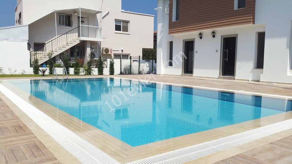 Close to GAU, 100m to sea, A 1+1 apartment in a complex with security cameras and swimming pool