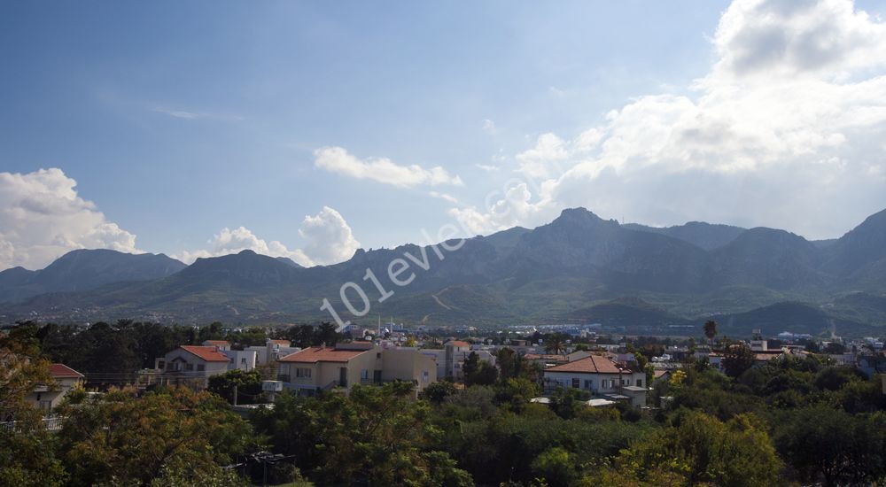 Flat To Rent in Karaoğlanoğlu, Kyrenia