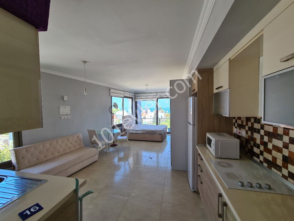 Flat To Rent in Karaoğlanoğlu, Kyrenia