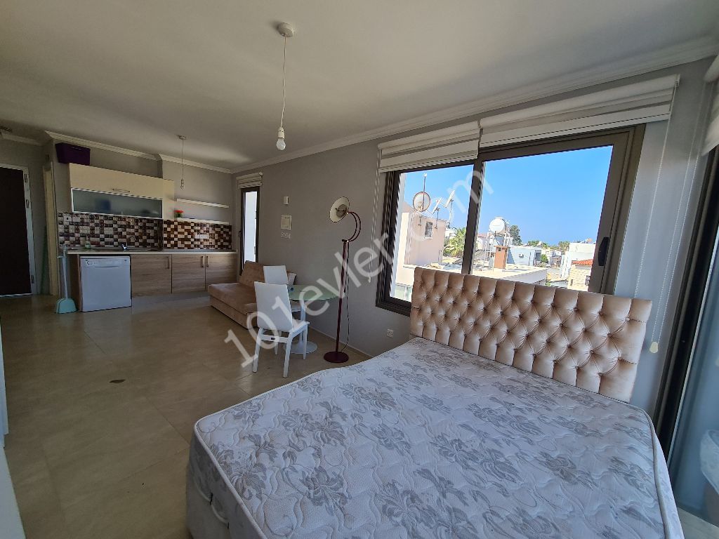 Flat To Rent in Karaoğlanoğlu, Kyrenia