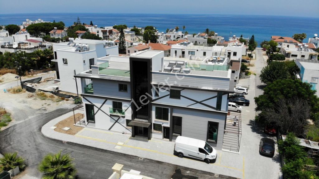 2 bedroom  flat for sale in Kyrenia - Karaoğlanoğlu- POOL - SEA 100 M -SUNSHINE CITY PLUS+