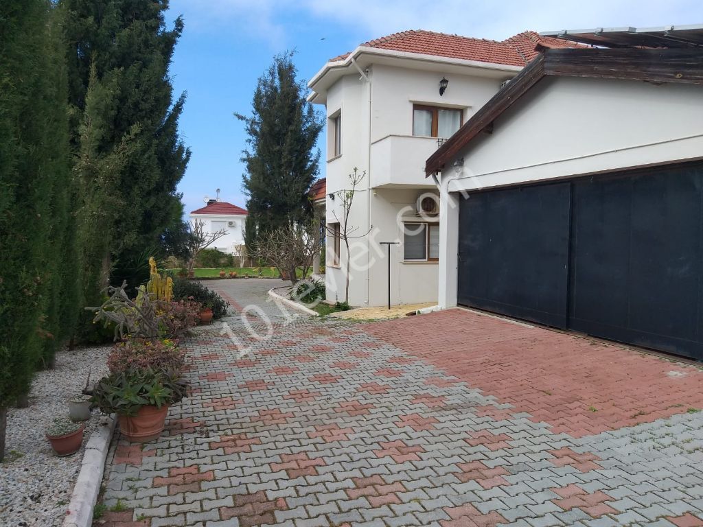 4 bedroom for sale in Çatalköy, Kyrenia