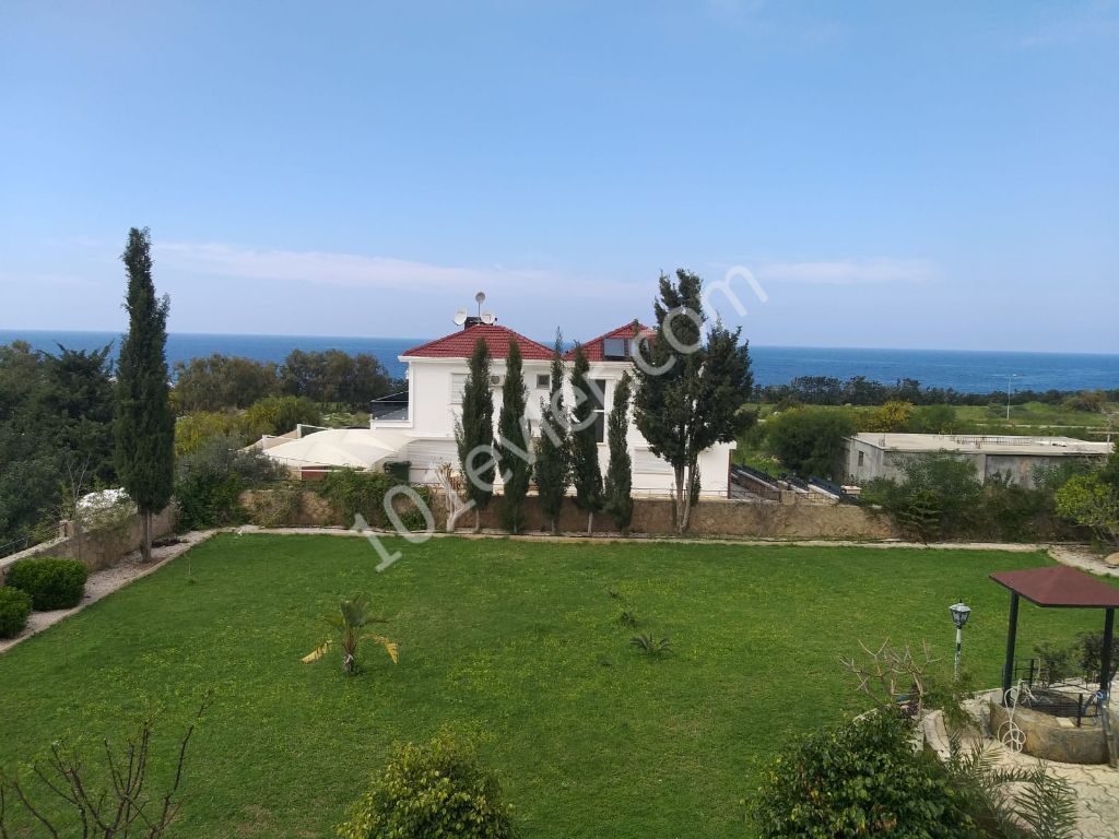 4 bedroom for sale in Çatalköy, Kyrenia