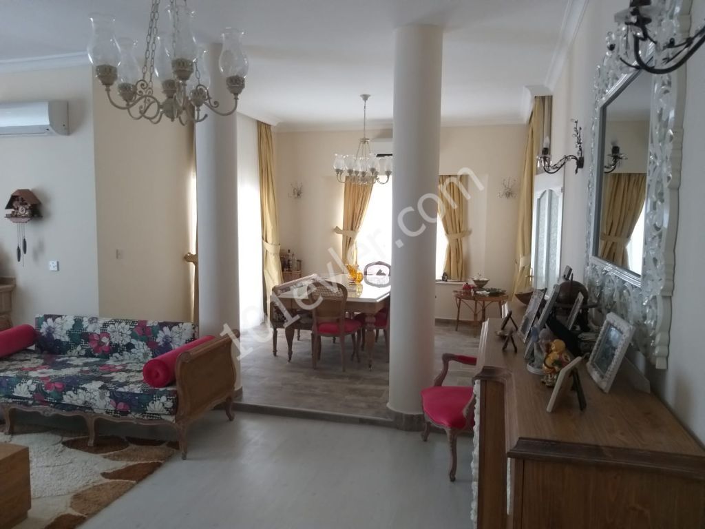 4 bedroom for sale in Çatalköy, Kyrenia