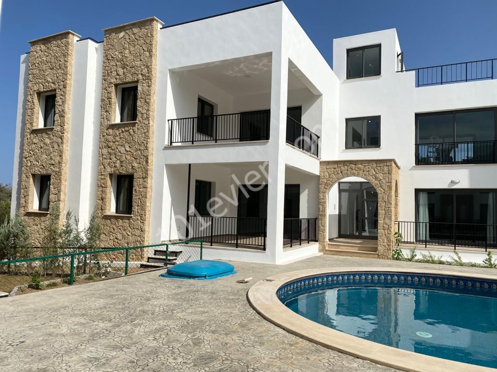 3 + 1 Apartments for rent in the olive grove on the site ** 