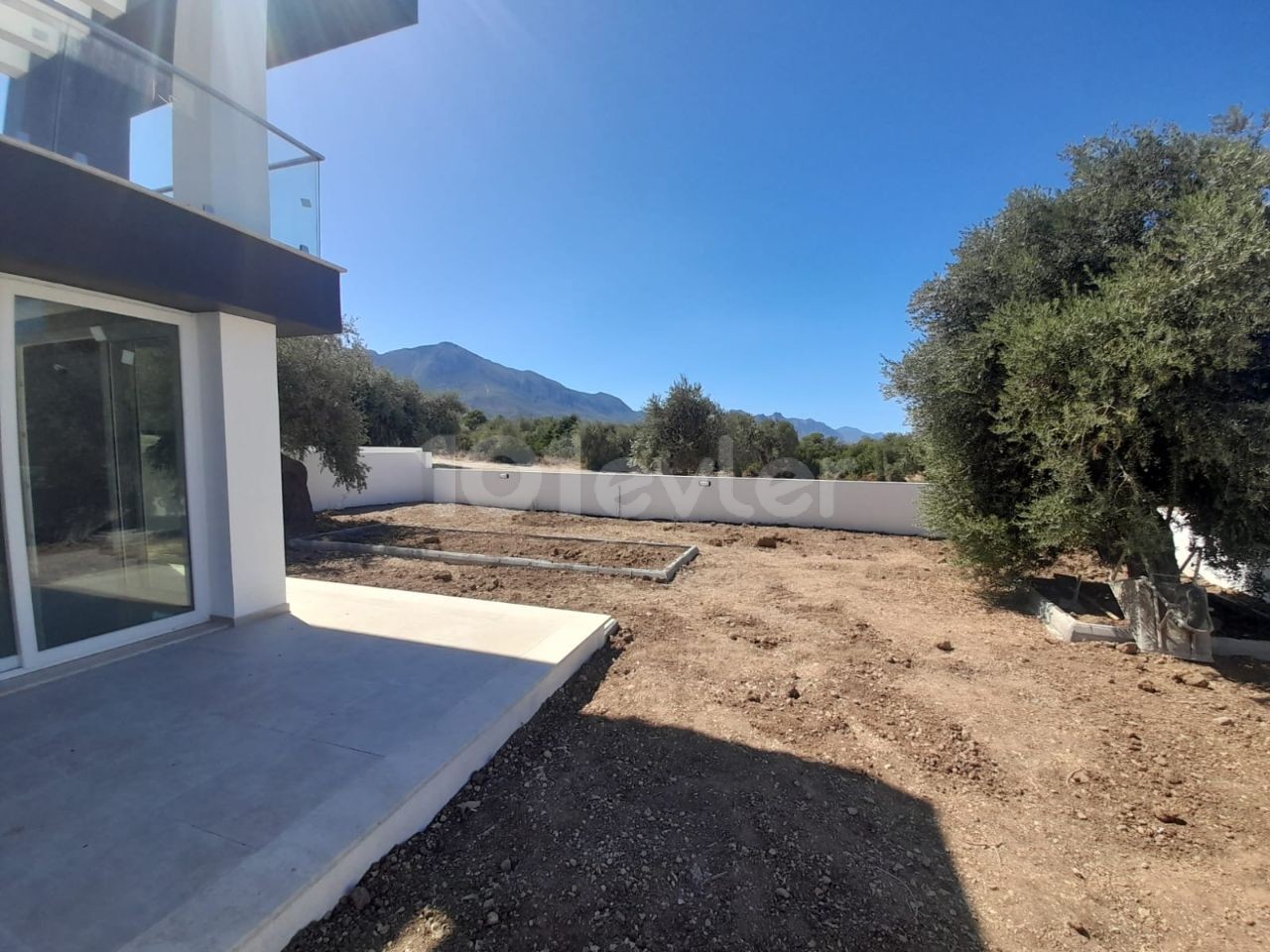 LUXUS 4+1 VILLA ZUR MIETE IN KYRENIA CHATALKÖY ** 