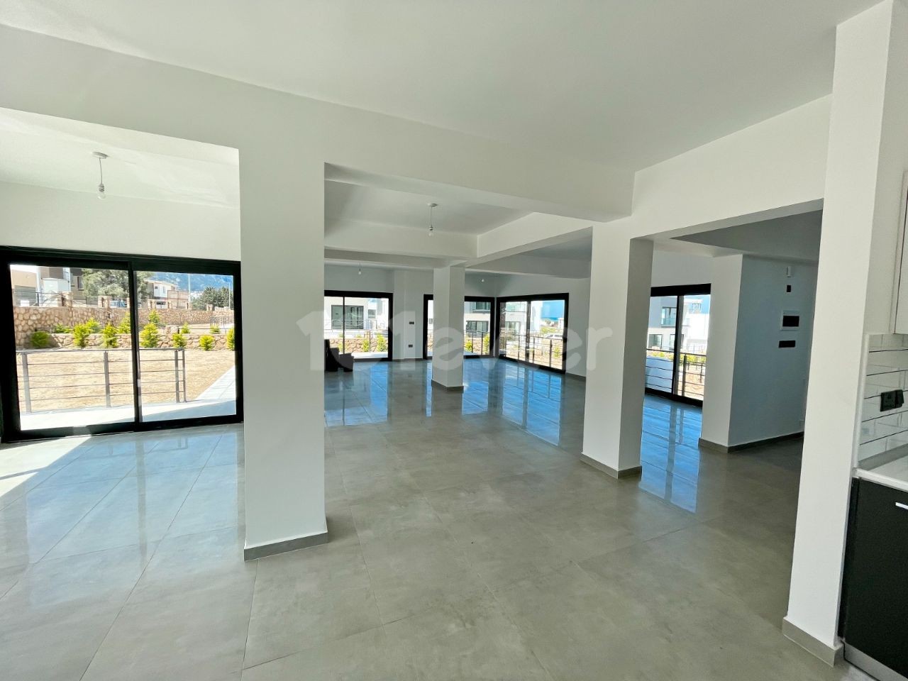 Modern villas for sale with Magnificent Views in Kyrenia Çatalköy ** 