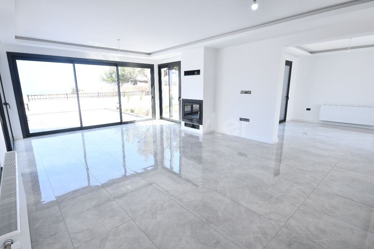 Villa For Sale in Arapköy, Kyrenia