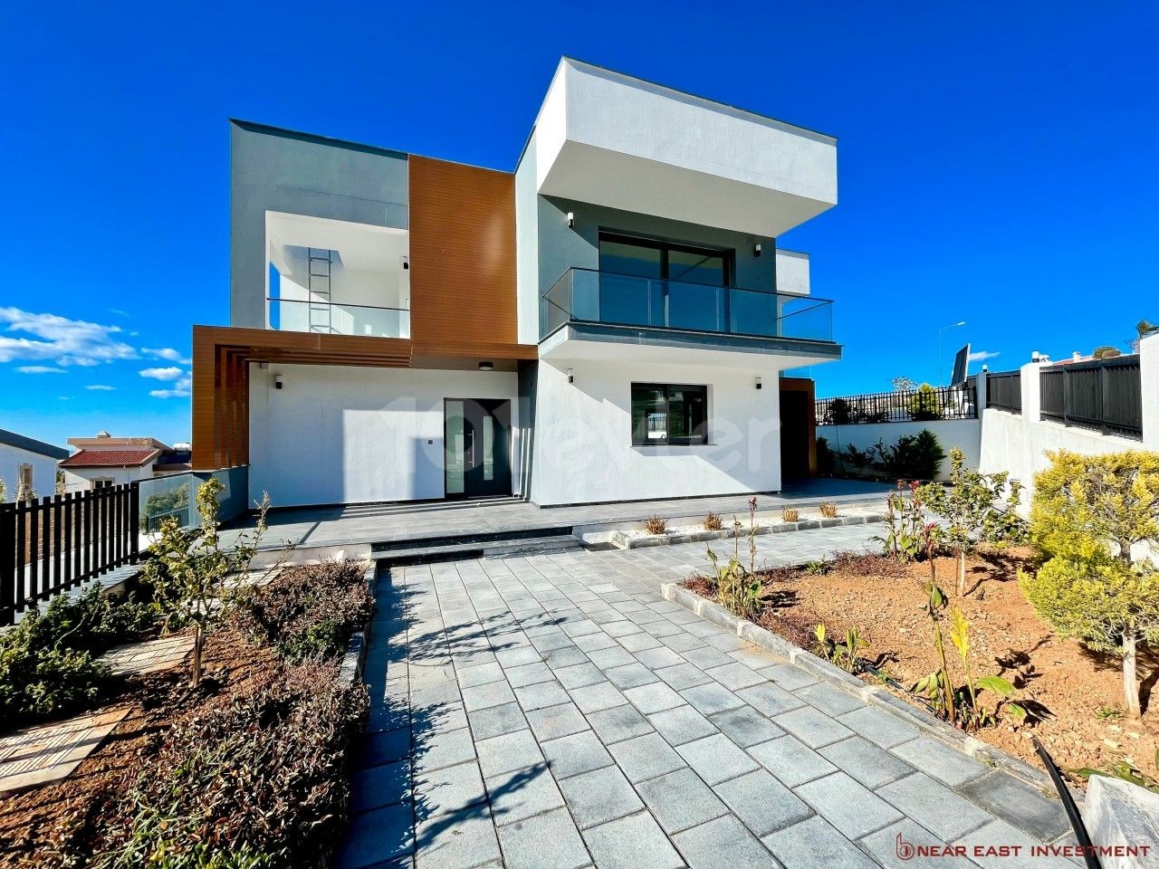 Villa For Sale in Arapköy, Kyrenia