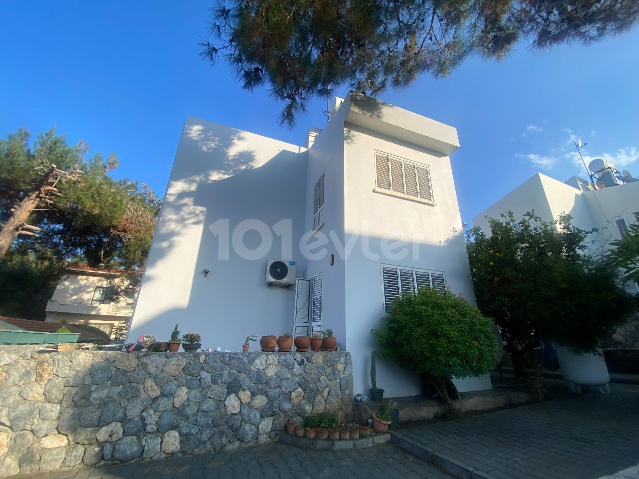 Villa For Sale in Çatalköy, Kyrenia