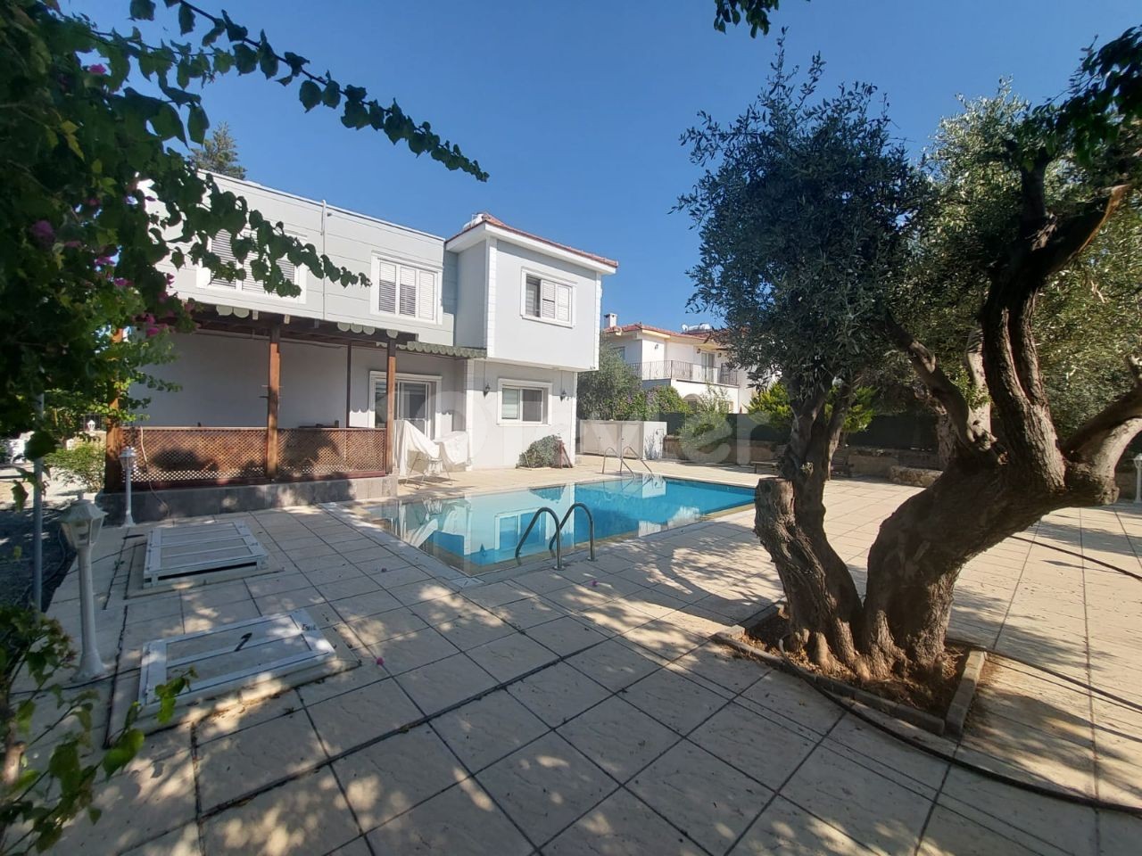 Villa zum Verkauf in sehr guter Lage in Ozanköy, Kyrenia