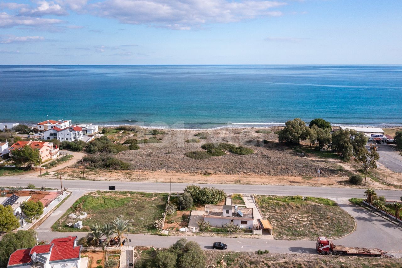 Grundstück zum Verkauf mit perfektem Meerblick in Iskele