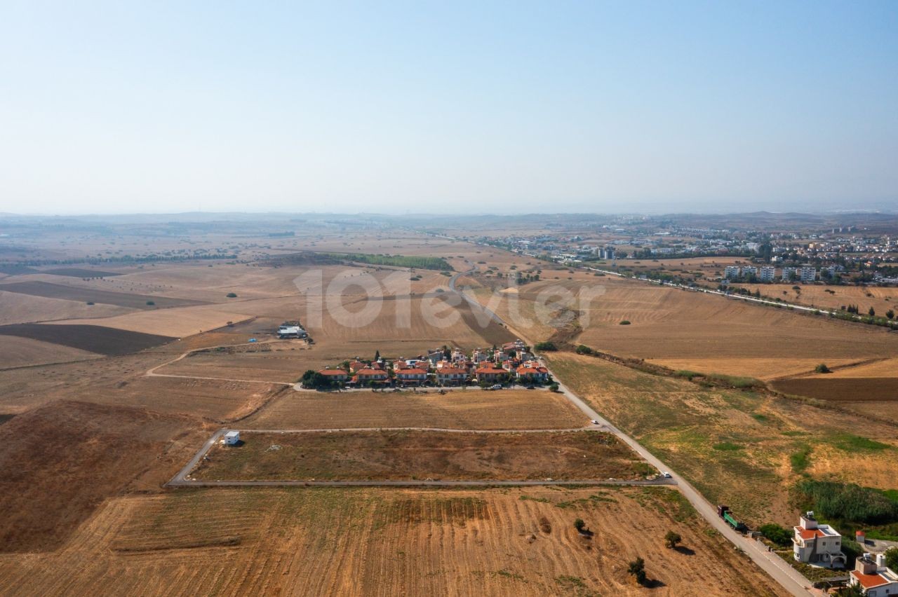 Grundstücke mit türkischen Grundstücken zum Verkauf in Boğazköy, Kyrenia