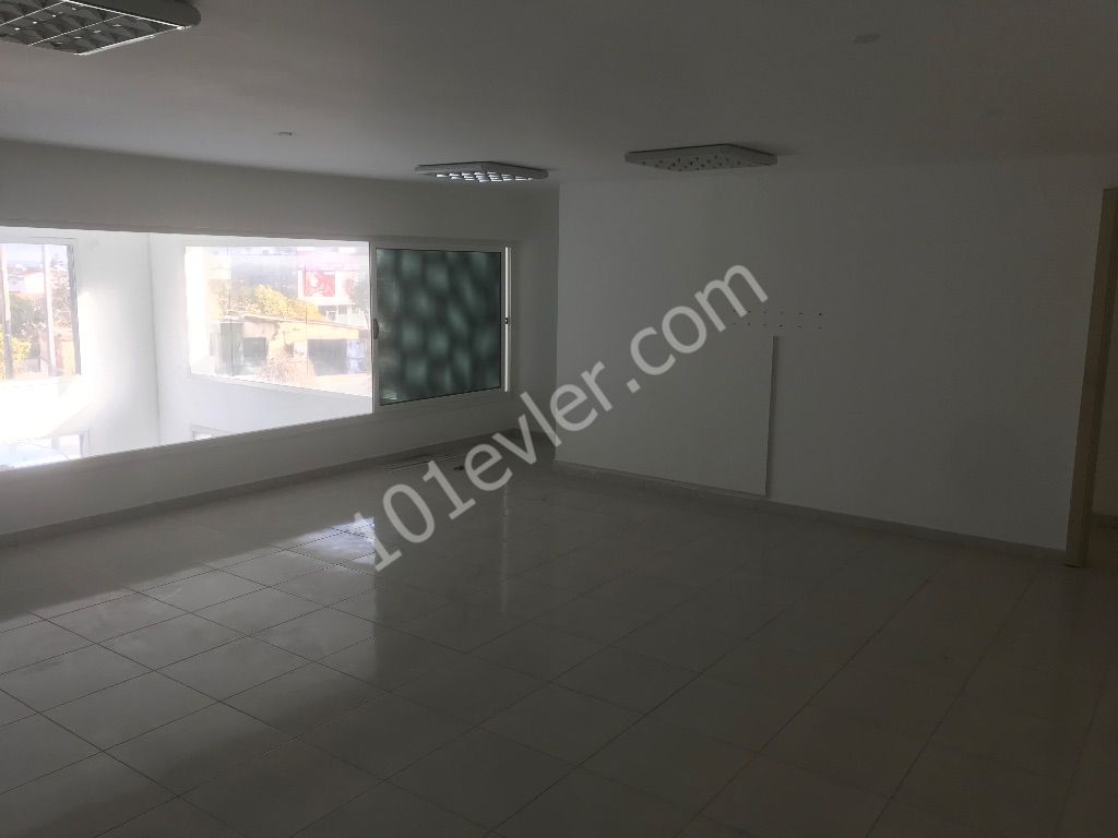 Shop To Rent in Karaoğlanoğlu, Kyrenia