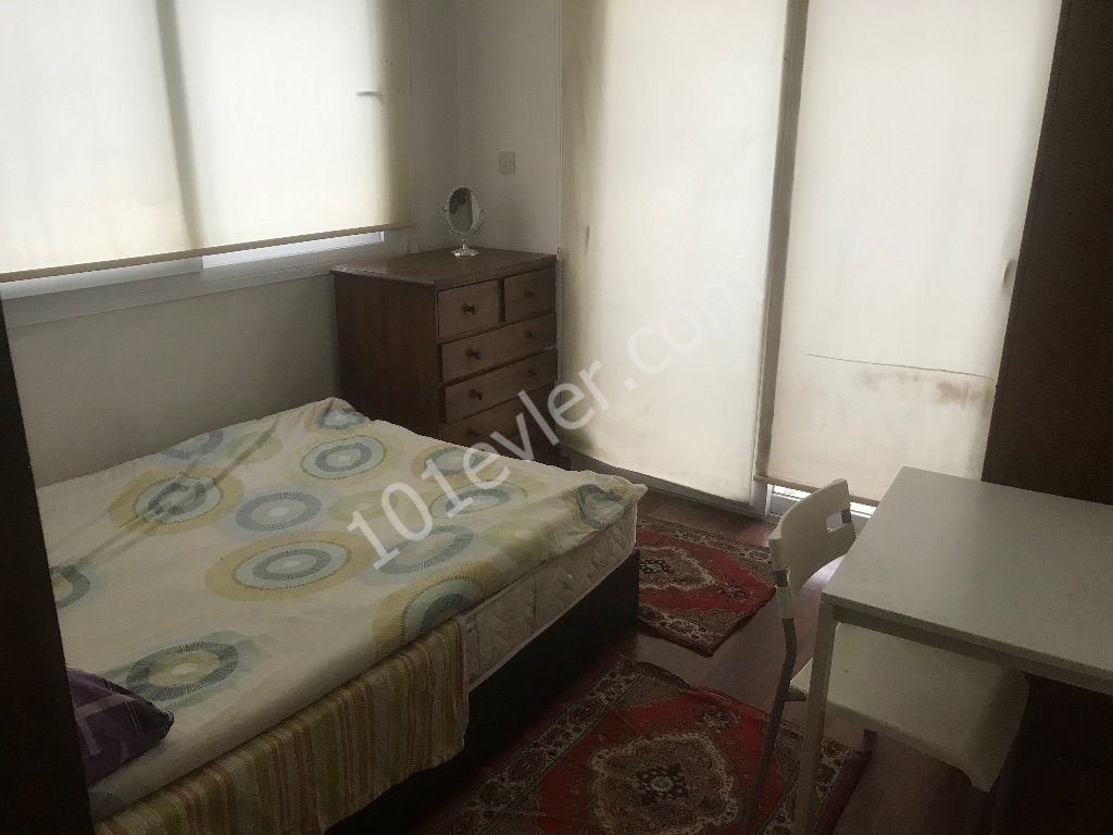 Akpınar arkası kiralık 2 odalı daire 2500 tl 1 dep