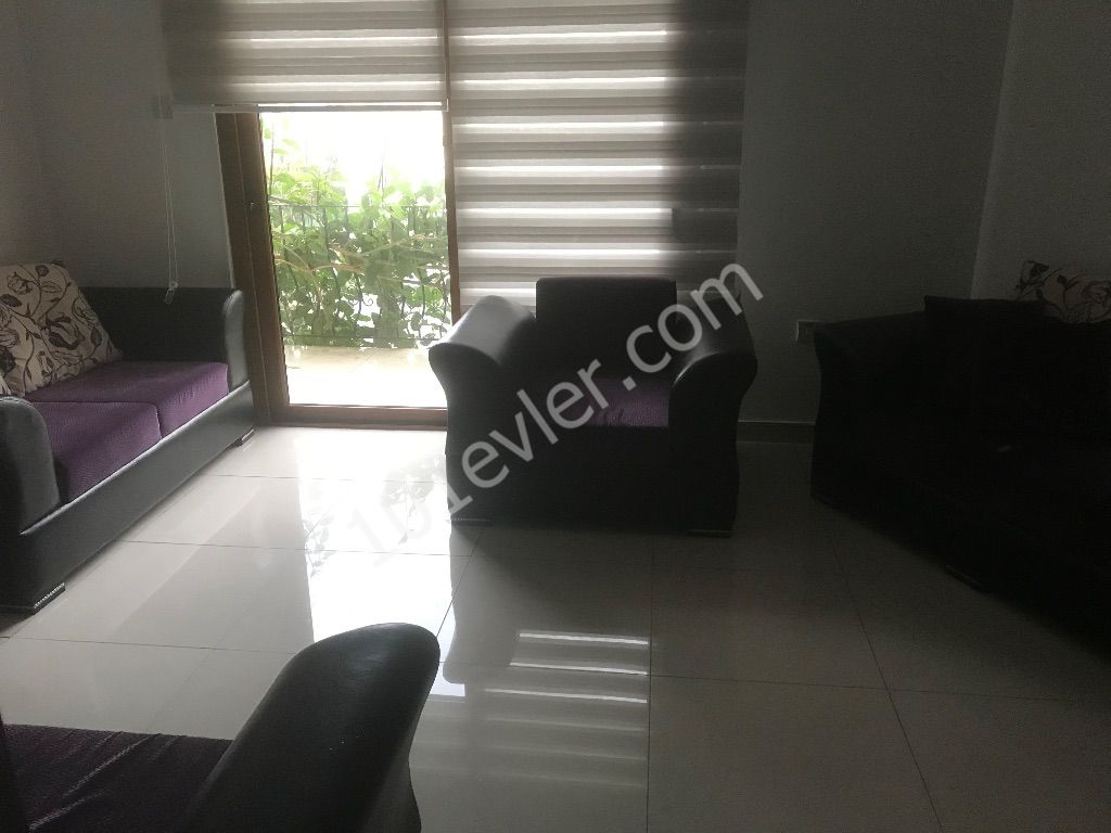 Flat To Rent in Alsancak, Kyrenia