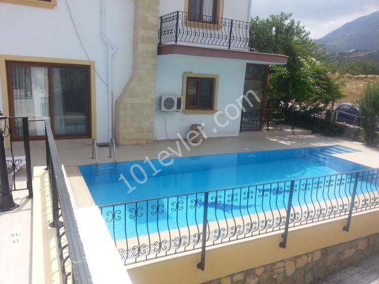 Villa For Sale in Çatalköy, Kyrenia