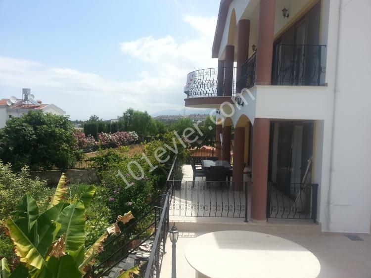 Villa For Sale in Çatalköy, Kyrenia