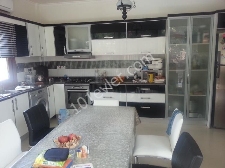 Villa For Sale in Çatalköy, Kyrenia