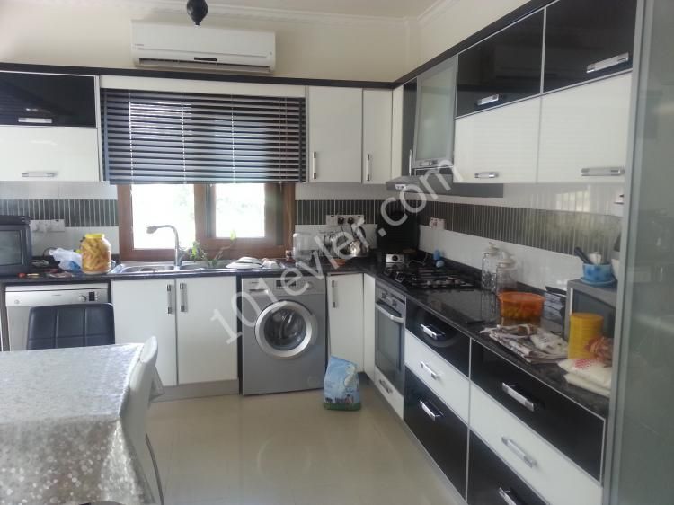 Villa For Sale in Çatalköy, Kyrenia