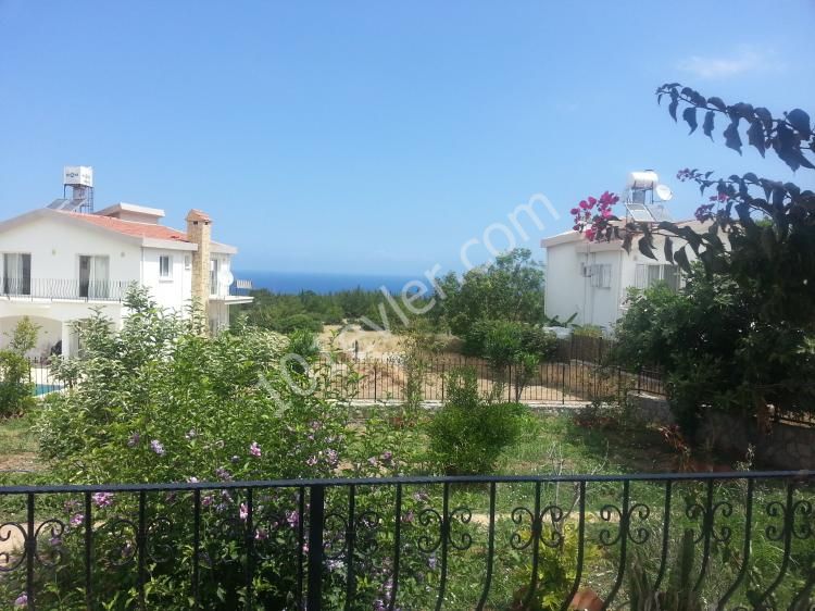 Villa For Sale in Çatalköy, Kyrenia