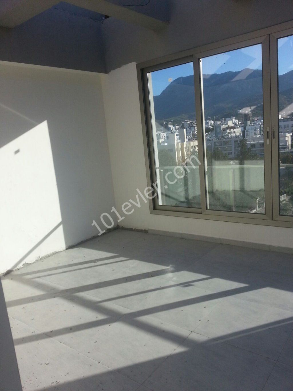 Penthouse Kaufen in Girne Merkez, Kyrenia