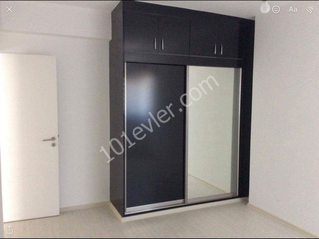 Flat For Sale in Küçük Kaymaklı, Nicosia