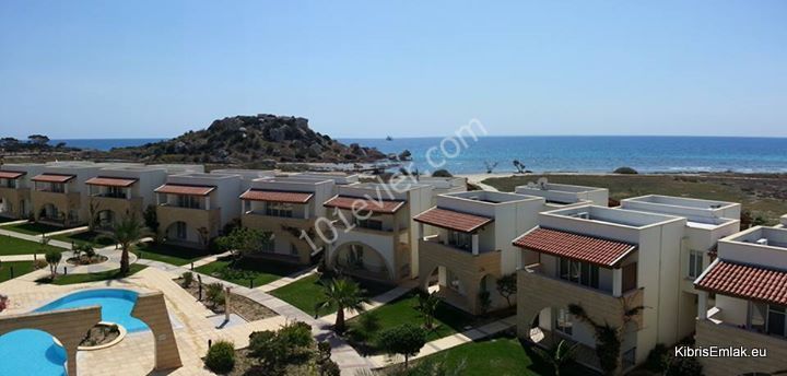 1 bed. apartm. in gated complex with communal pools, Seafront Resort