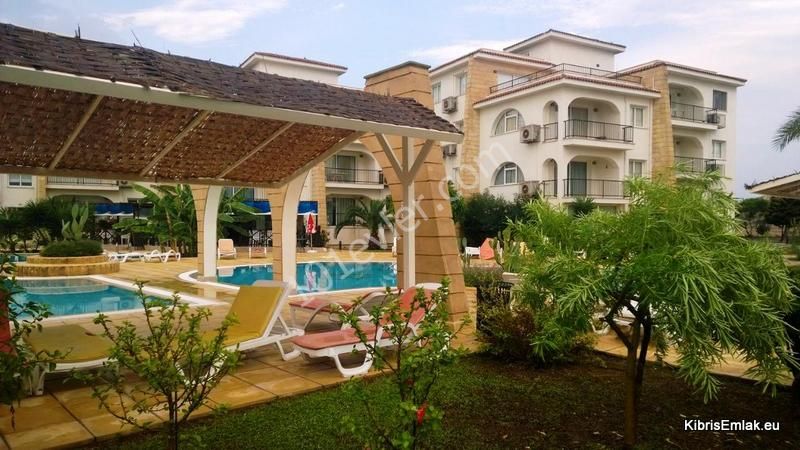 1 bed. apartm. in gated complex with communal pools, Seafront Resort