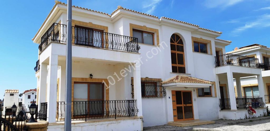 2+1 apartm. 50 m. from the sea, fully furnished, Ready Title. 