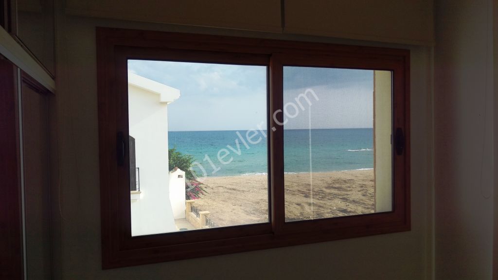 2+1 apartm. 50 m. from the sea, fully furnished, Ready Title. 