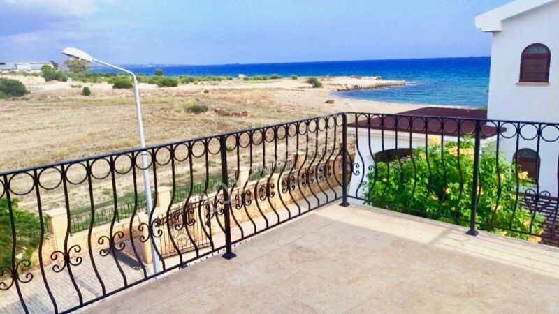 2+1 apartm. 50 m. from the sea, fully furnished, Ready Title. 