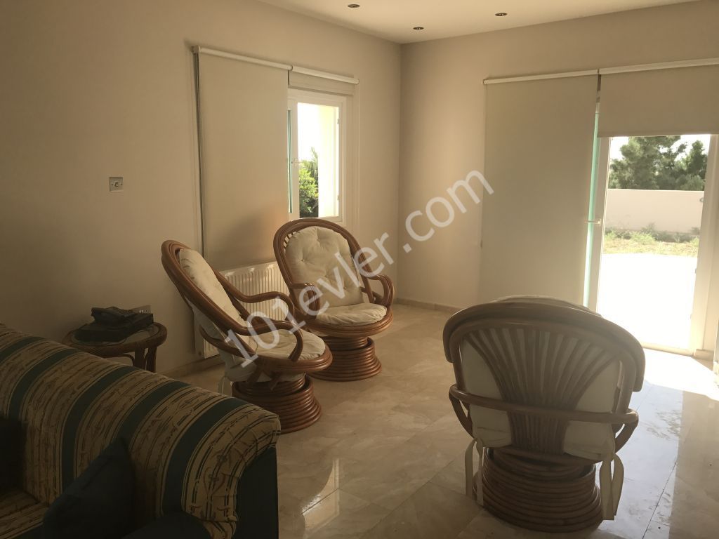 4 bedroom triplex villa in Famagusta