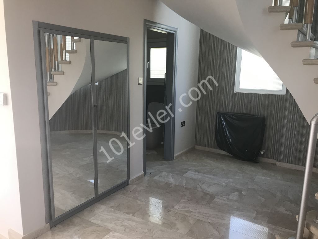 4 bedroom triplex villa in Famagusta