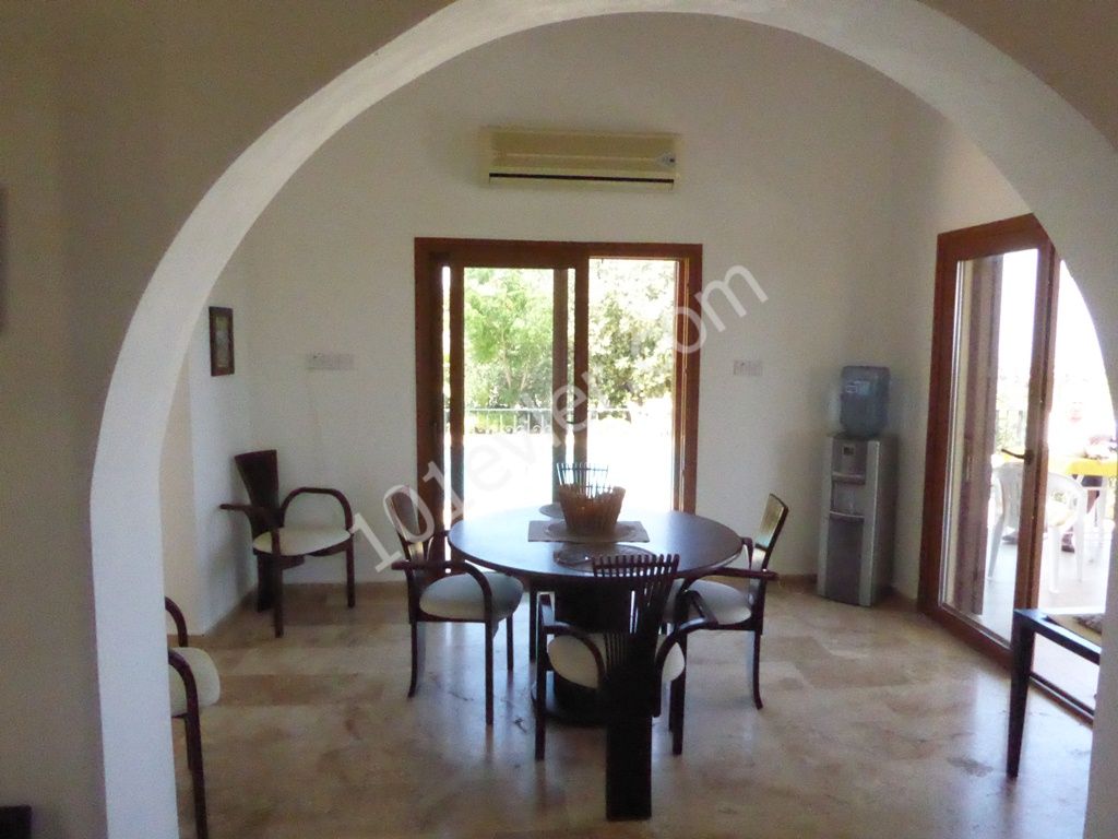 3 bedroom bungalow with pool in Lapta