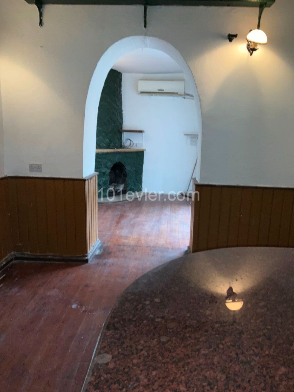 Commercial Property in the Heart to Kyrenia + 1 Bedroom Apartment 