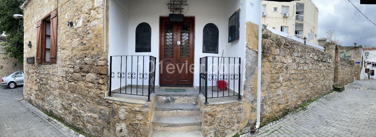 Commercial Property in the Heart to Kyrenia + 1 Bedroom Apartment 