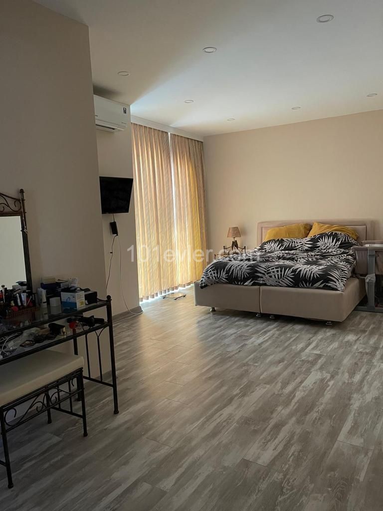 4 Bedroom Penthouse in Kyrenia