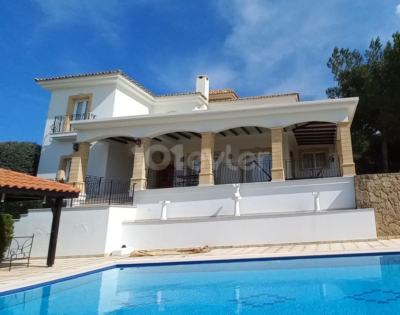 3 Bedroom Luxury Villa in Esentepe