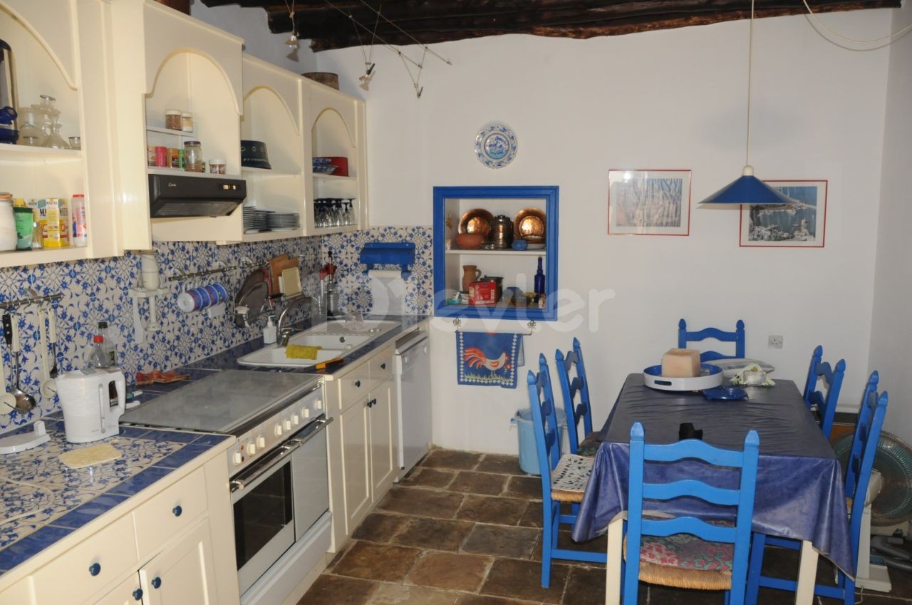 7 Bedroom Mini-Estate in the Heart of Karmi.