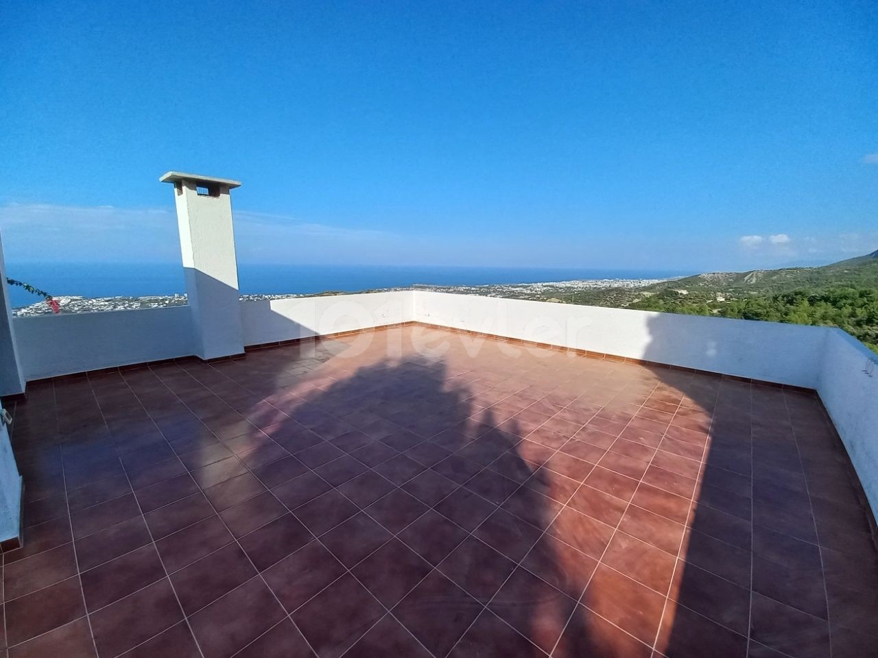 3+1 Villa mit Pool in Karmi - English Cob!