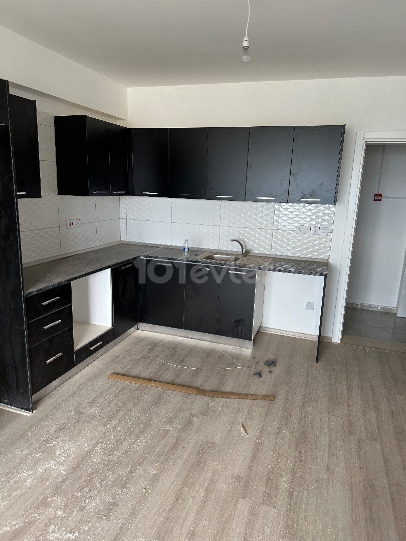 Unfurnished new apartment in City Mall District