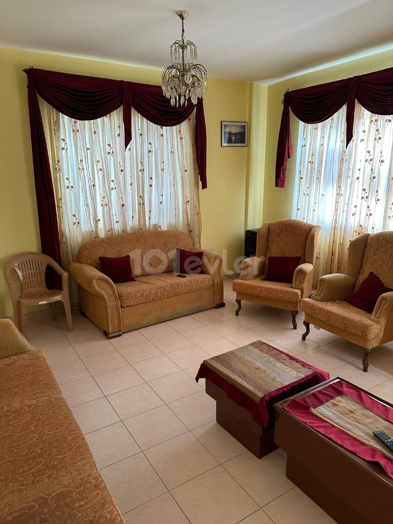 Spacious 3+1 for rent in Gulseren area 