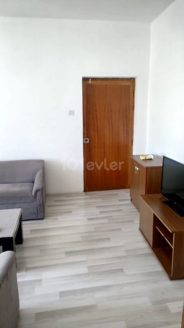 13.500 TL 2+1 FLAT FOR RENT IN GÜLSEREN