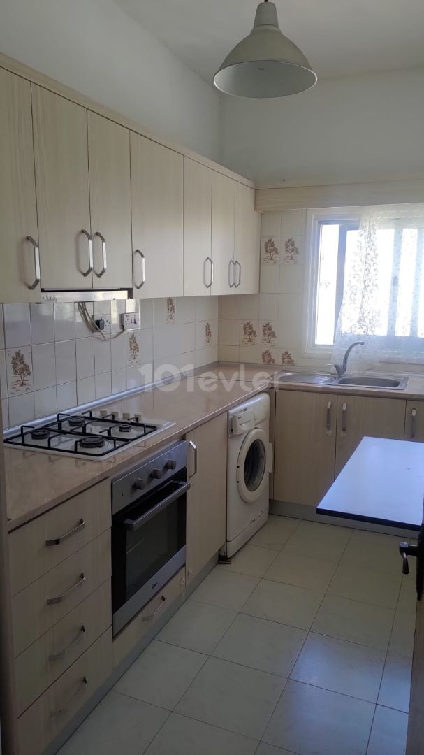 13.500 TL 2+1 FLAT FOR RENT IN GÜLSEREN