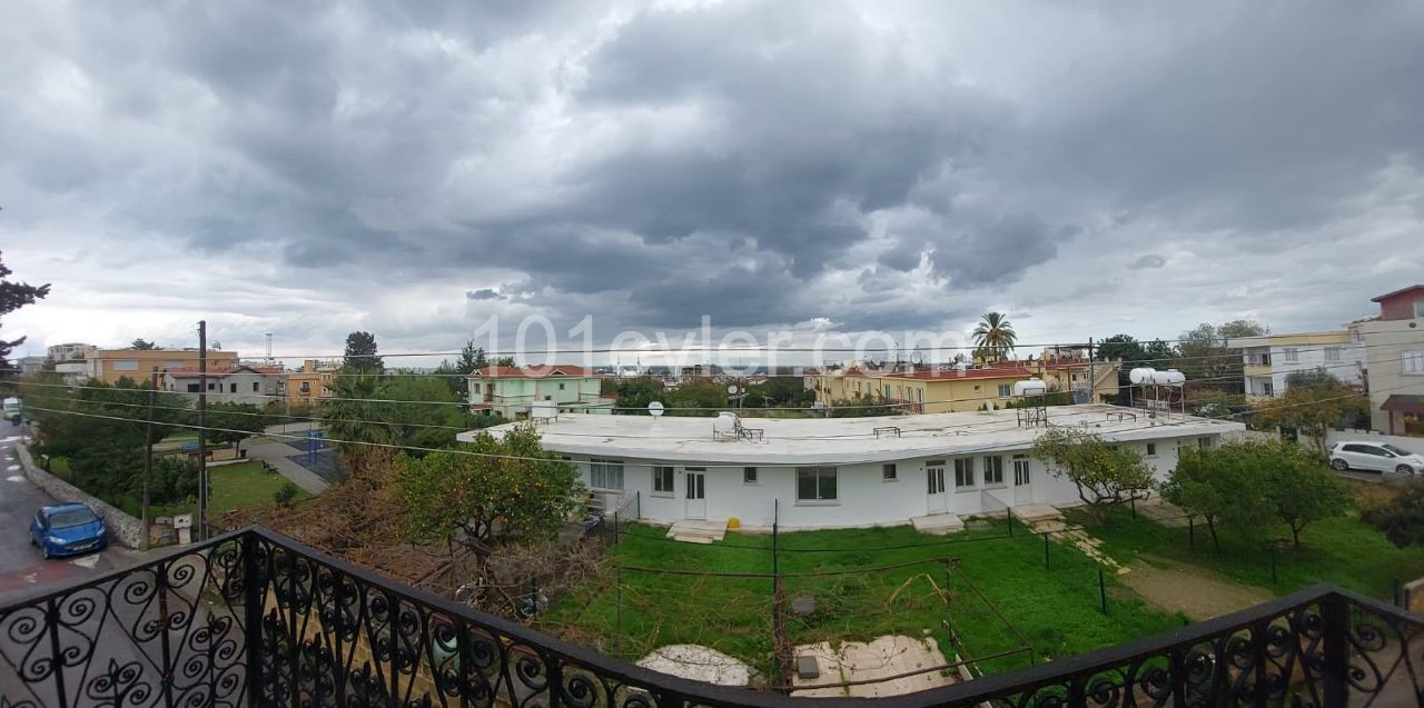 Исторический загородный дом для продажи в центре города Доганкей, в саду ** 