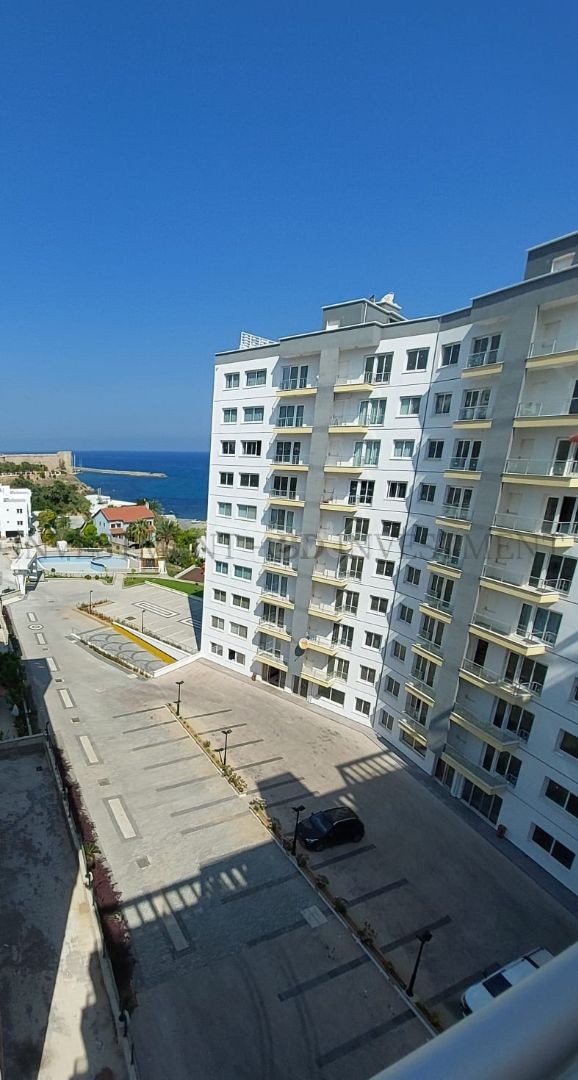 Luxury Spacious Apartment by the Seafront