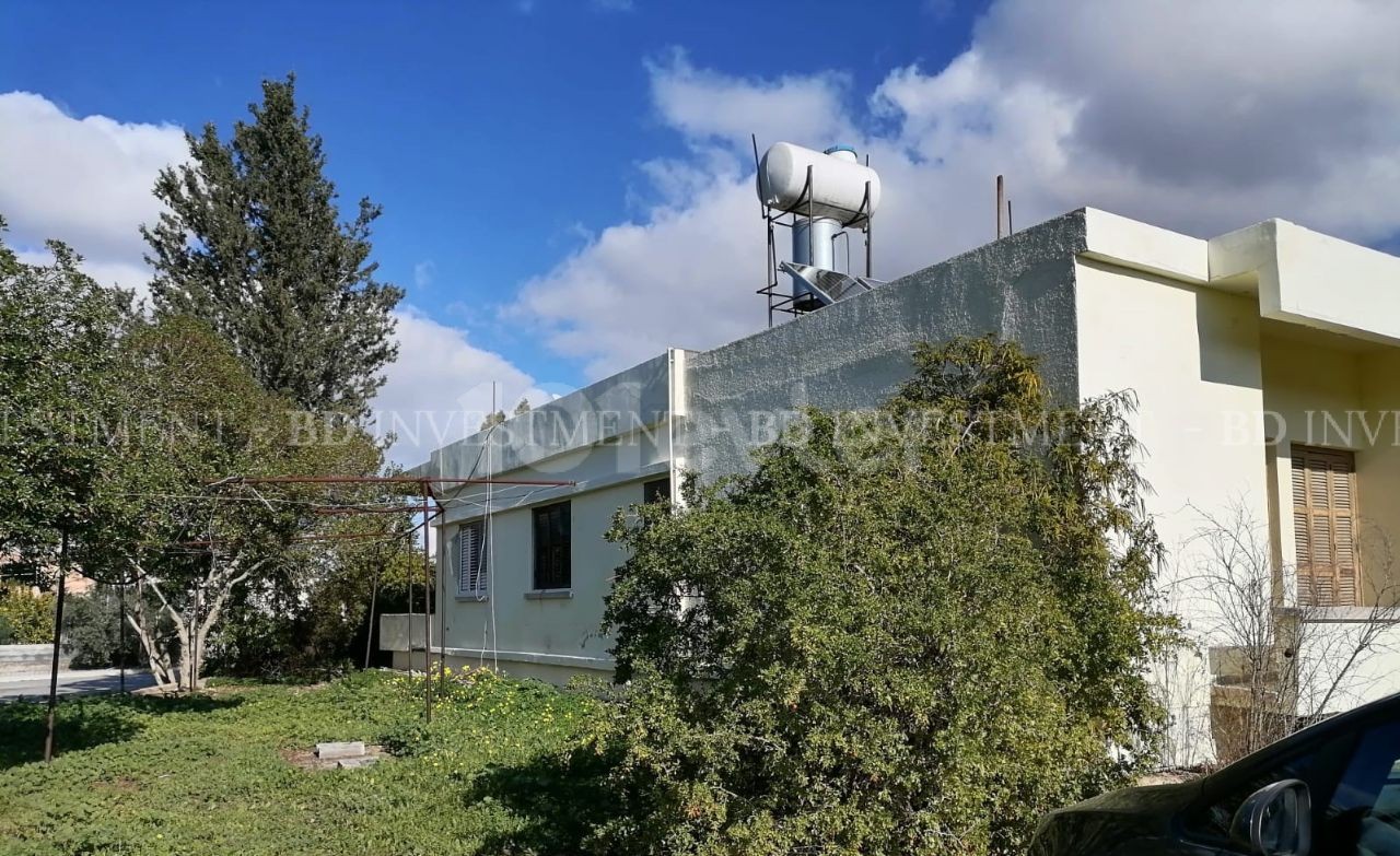 Detached House For Sale in Alayköy, Nicosia