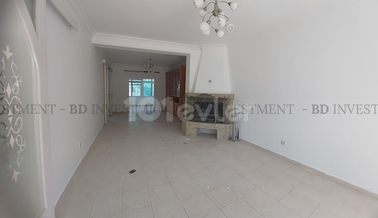 Detached House in Yenikent Center