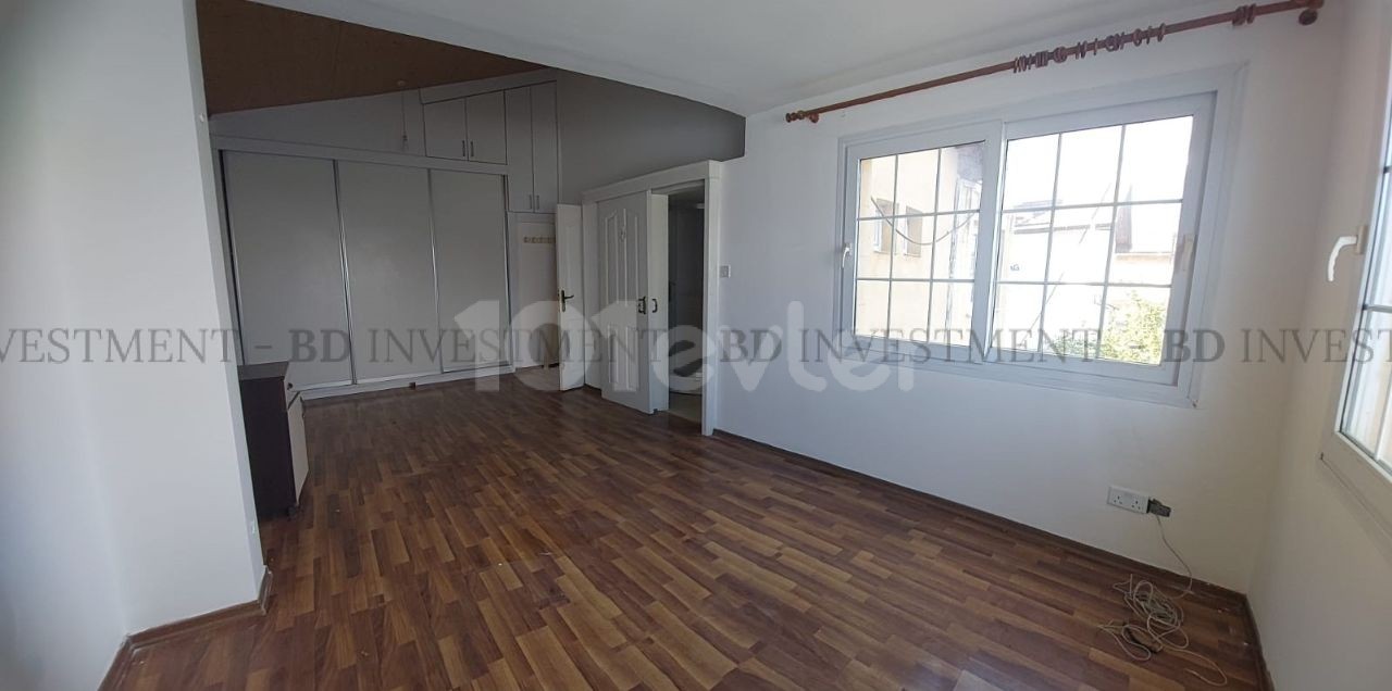 Detached House in Yenikent Center